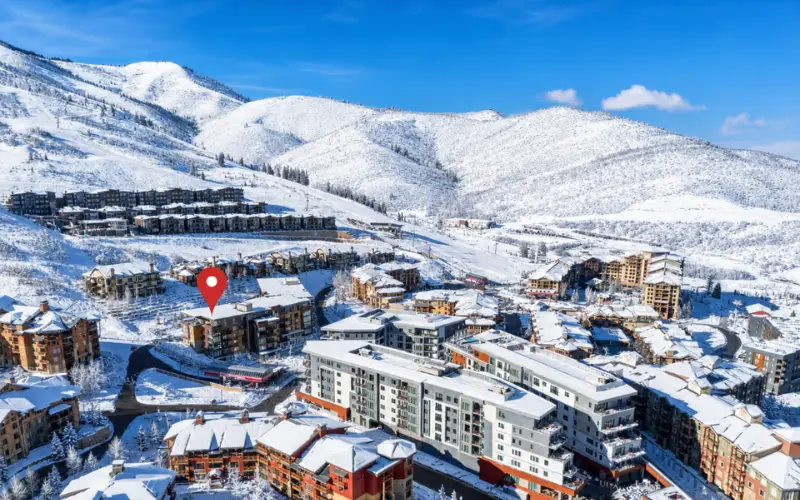 Lift Condominiums location in Canyons Village in winter near the Sunrise Gondola