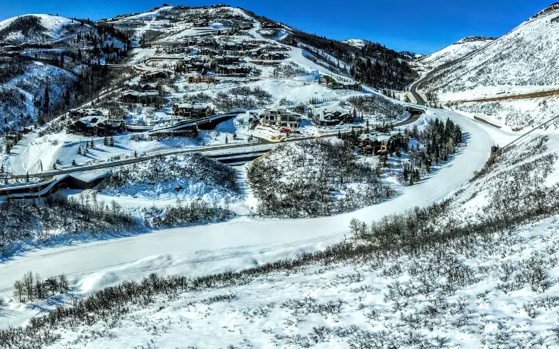 $10 million ski-in ski-out estate in the Deer Valley area of Park City