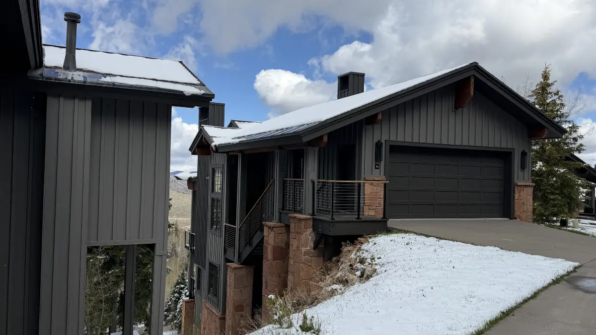 Stag Lodge Deer Valley ski-in/ski-out residences on a snowy day in Upper Deer Valley.