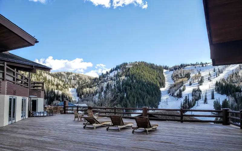 Silver Lake Village at Deer Valley Resort with ski lifts and mountain dining